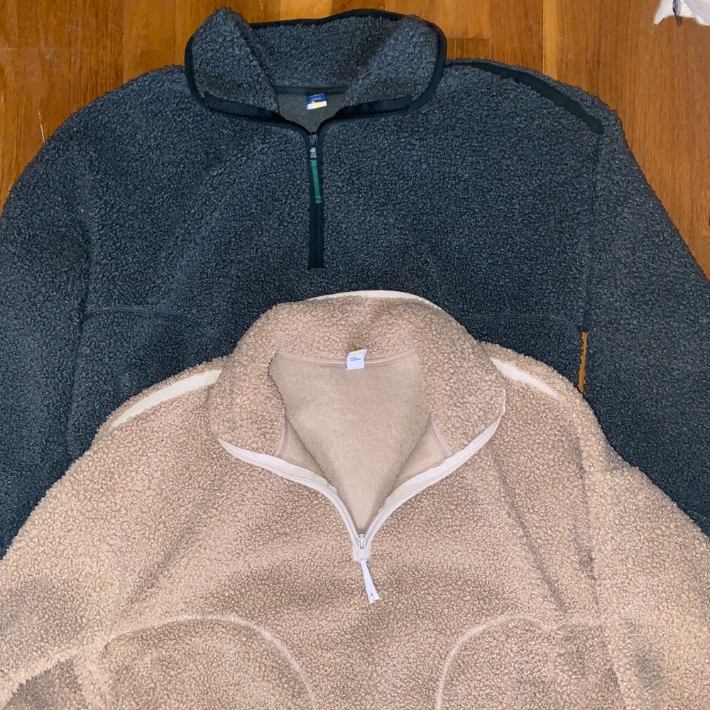 2 old navy fleece jackets